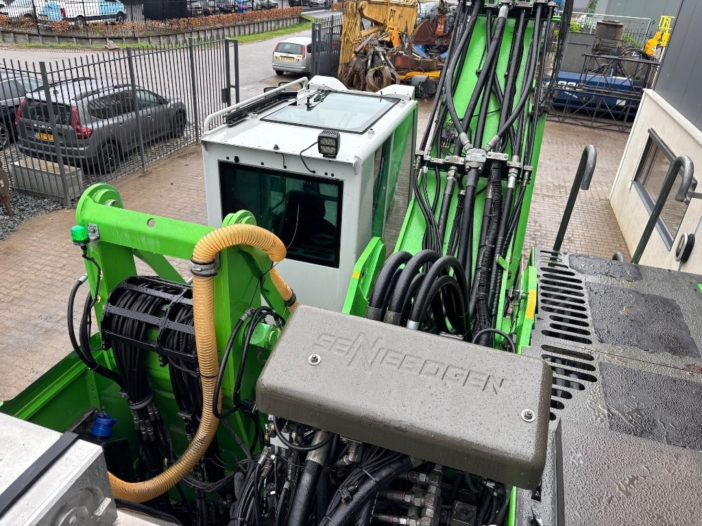 Atkritumu iekrāvējs Sennebogen 835 M - 835 E - 835E - 835M: foto 50 Atkritumu iekrāvējs Sennebogen 835 M - 835 E - 835E - 835M: foto 50