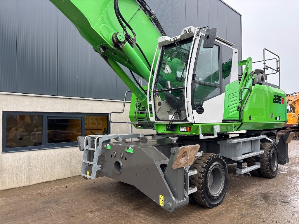 Atkritumu iekrāvējs Sennebogen 835 M - 835 E - 835E - 835M: foto 17 Atkritumu iekrāvējs Sennebogen 835 M - 835 E - 835E - 835M: foto 17