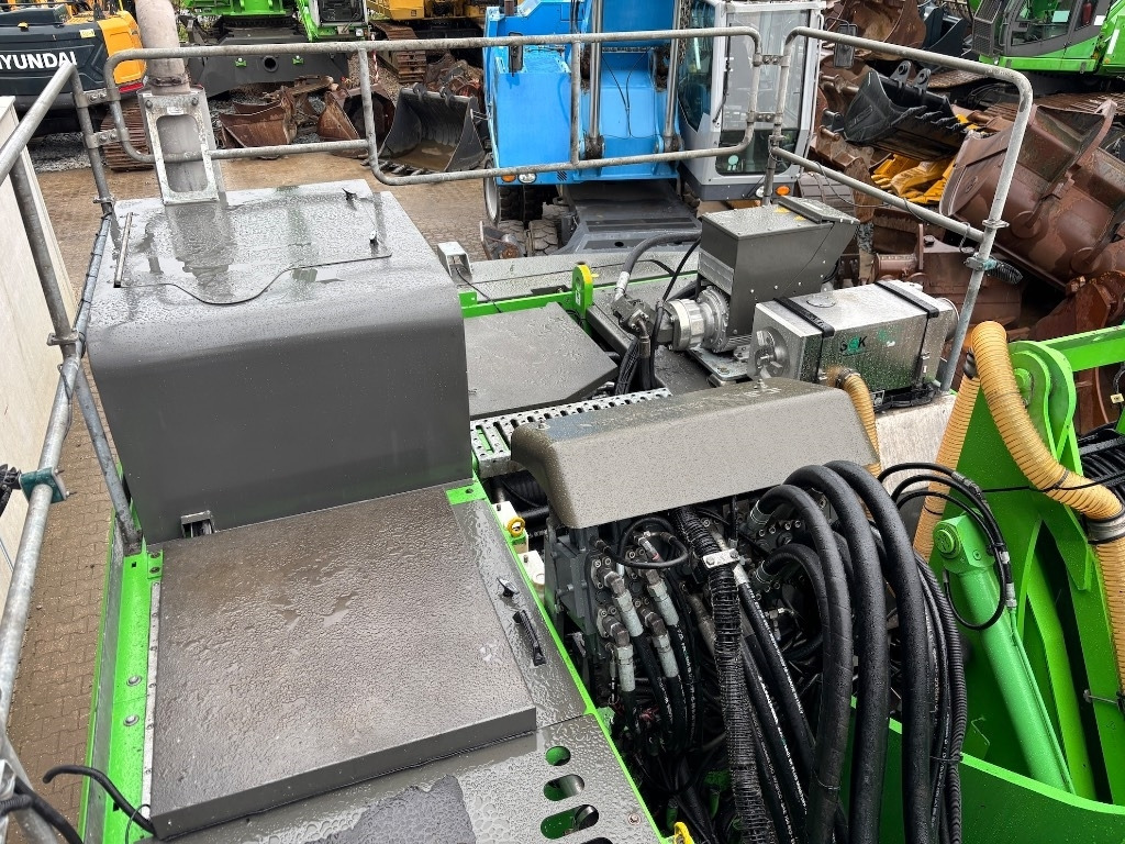 Atkritumu iekrāvējs Sennebogen 835 M - 835 E - 835E - 835M: foto 48 Atkritumu iekrāvējs Sennebogen 835 M - 835 E - 835E - 835M: foto 48