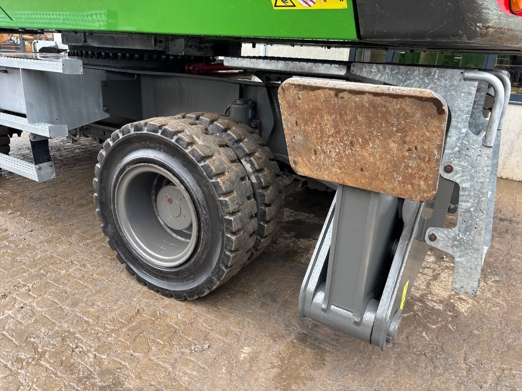 Atkritumu iekrāvējs Sennebogen 835 M - 835 E - 835E - 835M: foto 43 Atkritumu iekrāvējs Sennebogen 835 M - 835 E - 835E - 835M: foto 43