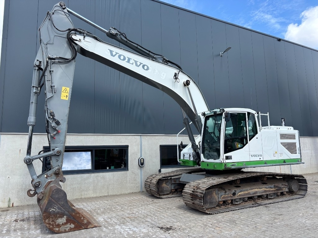 Volvo EC 250 E - EC 250 EL - Kāpurķēžu ekskavators: foto 1 Volvo EC 250 E - EC 250 EL - Kāpurķēžu ekskavators: foto 1