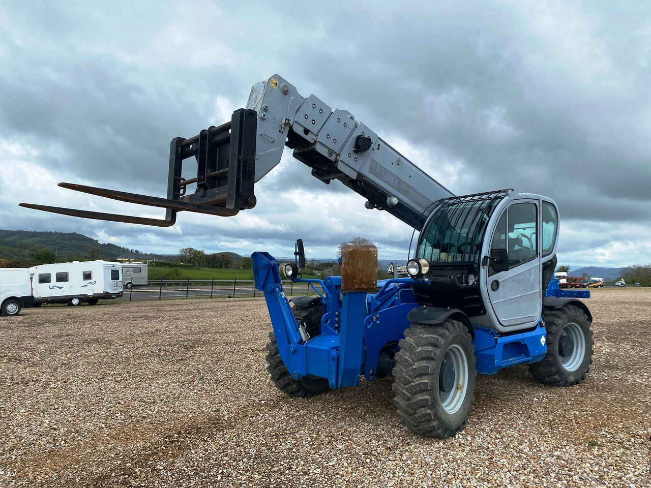 DIECI ICARUS 40.17 - Teleskopiskais iekrāvējs: foto 1 DIECI ICARUS 40.17 - Teleskopiskais iekrāvējs: foto 1