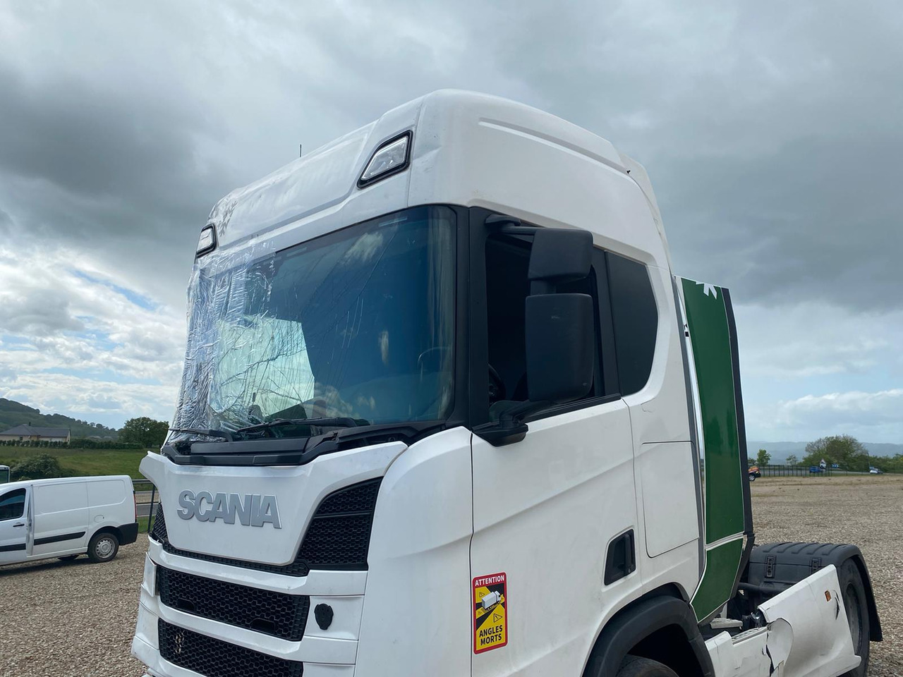 Vilcējs SCANIA R450: foto 13