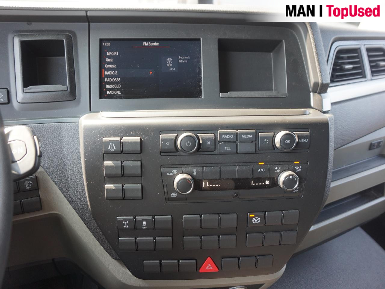 MAN TGL 12.250 4x2 BL CH - Bortu kravas automašīna/ Platforma: foto 2 MAN TGL 12.250 4x2 BL CH - Bortu kravas automašīna/ Platforma: foto 2