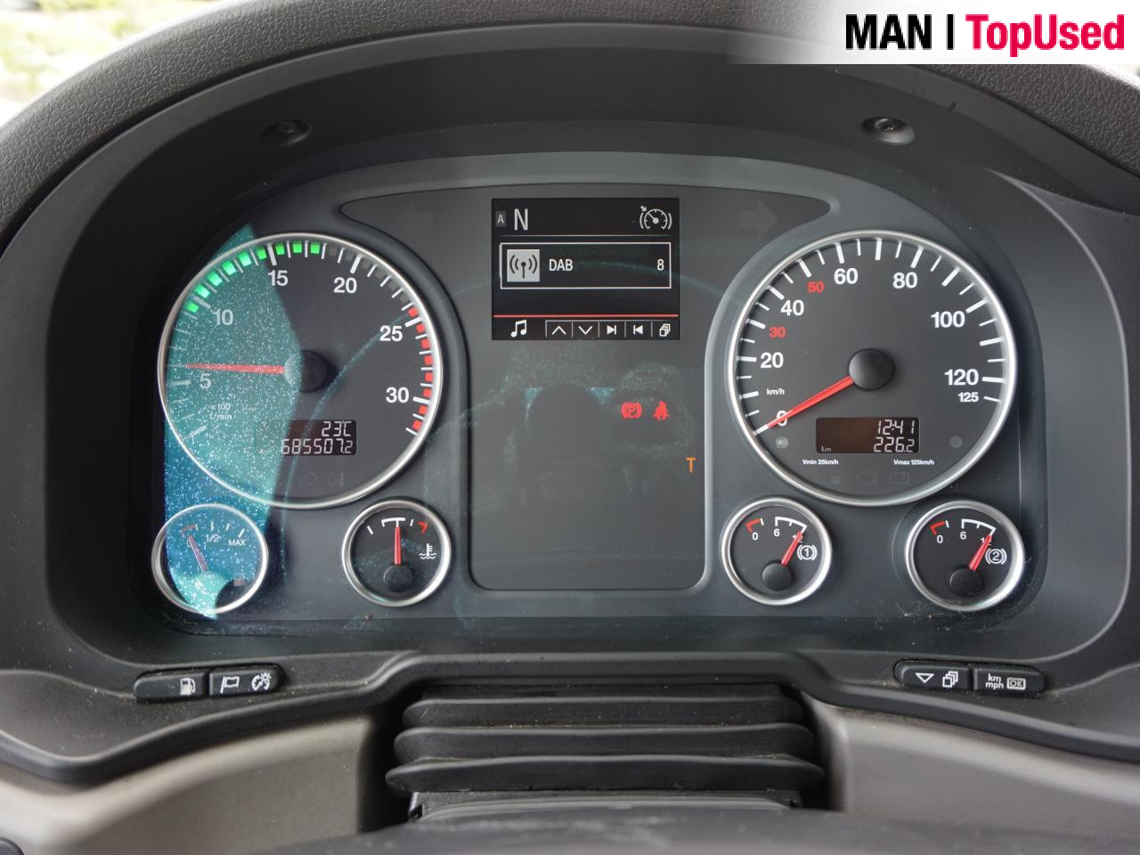 MAN TGX 26.510 6X2-4 LL / BDF / Lift-Axle / Euro 6 - Konteineru vedējs/ Kravas automašīna ar noņemamā virsbūve: foto 3 MAN TGX 26.510 6X2-4 LL / BDF / Lift-Axle / Euro 6 - Konteineru vedējs/ Kravas automašīna ar noņemamā virsbūve: foto 3