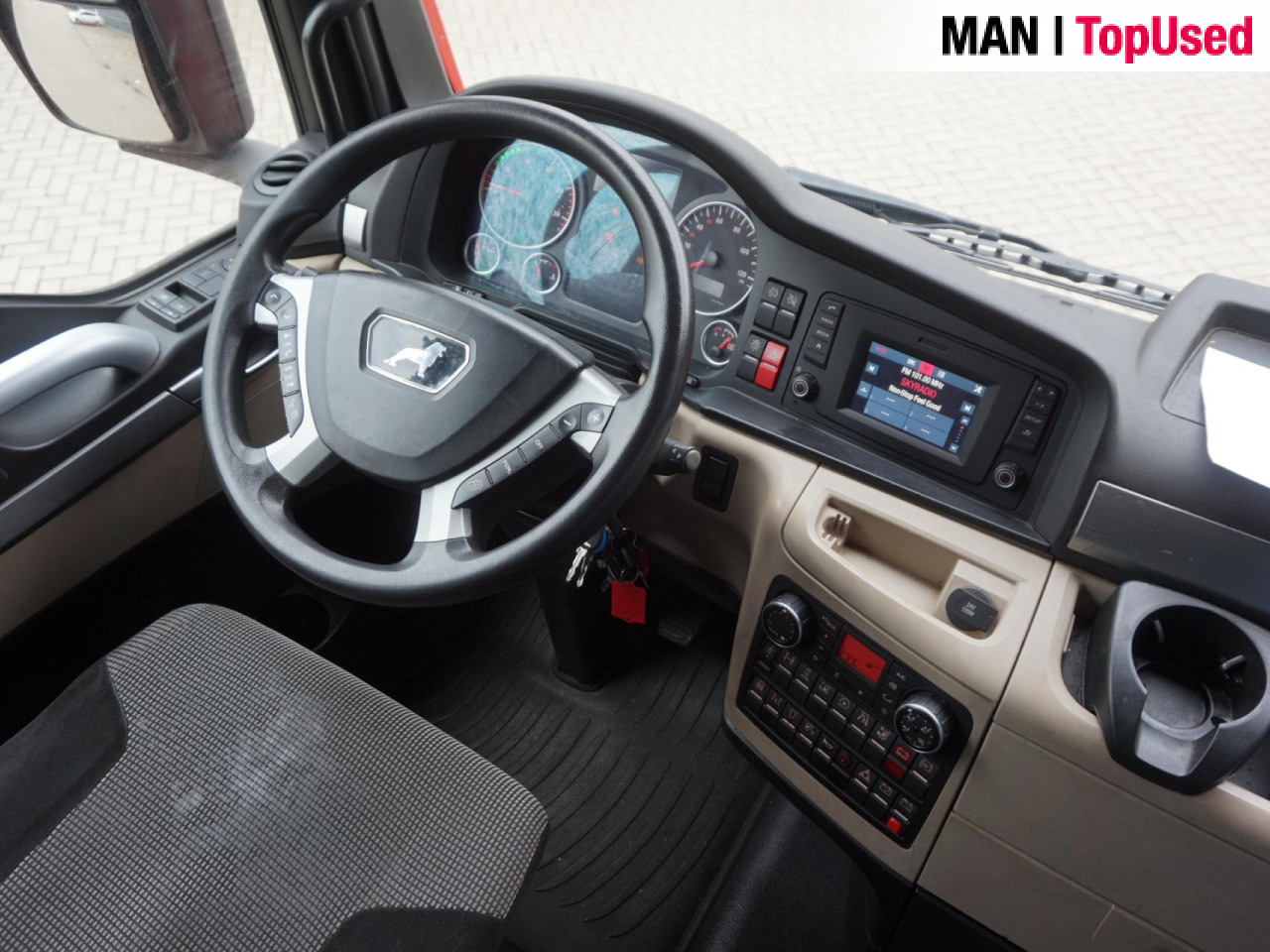 MAN TGX 18.420 4X2 BLS / ADR EXIII / PTO / Euro6 - Vilcējs: foto 4 MAN TGX 18.420 4X2 BLS / ADR EXIII / PTO / Euro6 - Vilcējs: foto 4