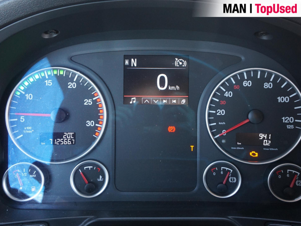 MAN TGX 18.420 4X2 BLS / PTO / EURO 6 - Vilcējs: foto 3 MAN TGX 18.420 4X2 BLS / PTO / EURO 6 - Vilcējs: foto 3