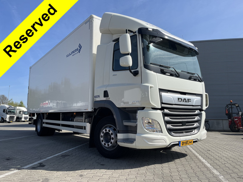 DAF CF 260 FA / 18 Ton / 93 dkm / Box / Laadklep / APK 09-25 - Kravas automašīna ar slēgto virsbūvi: foto 1 DAF CF 260 FA / 18 Ton / 93 dkm / Box / Laadklep / APK 09-25 - Kravas automašīna ar slēgto virsbūvi: foto 1