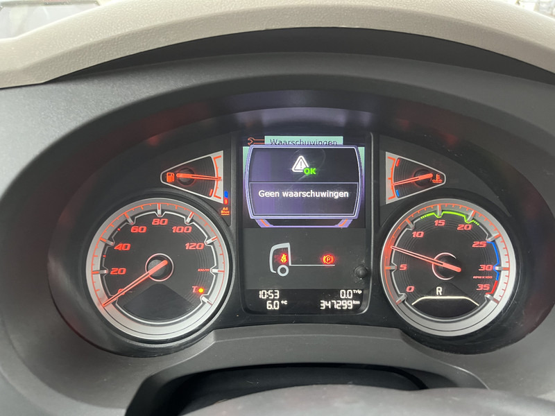 DAF LF 180 FA Euro 6 / 12 Ton / 347 dkm / Box / LBW - Kravas automašīna ar slēgto virsbūvi: foto 4 DAF LF 180 FA Euro 6 / 12 Ton / 347 dkm / Box / LBW - Kravas automašīna ar slēgto virsbūvi: foto 4