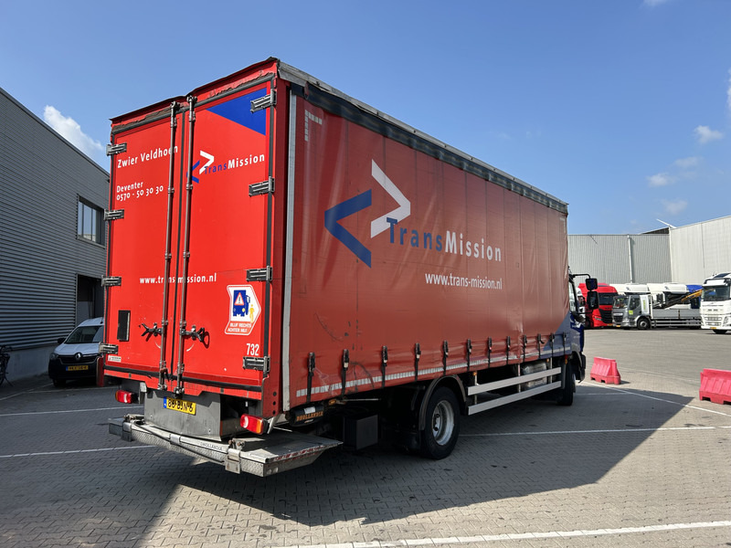 DAF LF 210 FA / 361 dkm / Curtainside / Loadlift / NL Truck - Kravas automašīna ar tentu: foto 2 DAF LF 210 FA / 361 dkm / Curtainside / Loadlift / NL Truck - Kravas automašīna ar tentu: foto 2