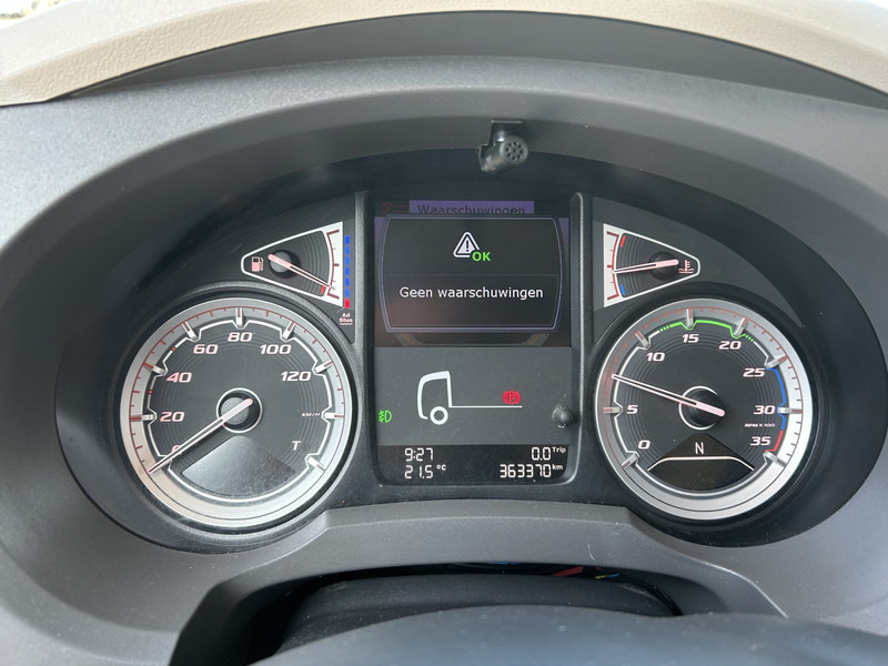 DAF LF 320 FA / Effer 175.2/c3s Crane / 363 dkm / Plateau / NL Truck - Kravas auto ar manipulatoru: foto 4 DAF LF 320 FA / Effer 175.2/c3s Crane / 363 dkm / Plateau / NL Truck - Kravas auto ar manipulatoru: foto 4