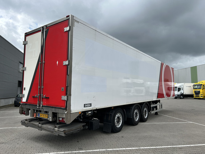 H.T.F HZO 39 / Heiwo / Isolated Box / Steer + Lift Axle / Loadlift 2500 kg - Puspiekabe slēgtā virsbūve: foto 2 H.T.F HZO 39 / Heiwo / Isolated Box / Steer + Lift Axle / Loadlift 2500 kg - Puspiekabe slēgtā virsbūve: foto 2