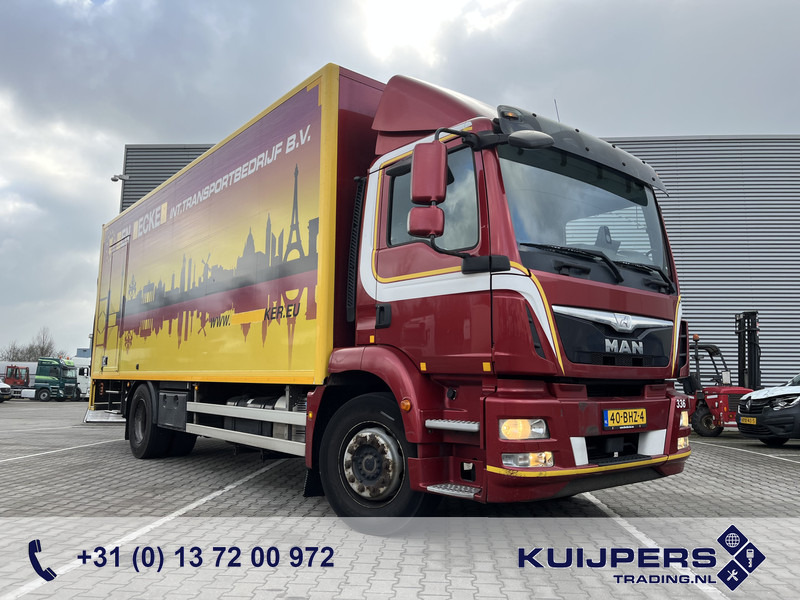 MAN TGM 18.250 / 18 Ton / 560 dkm / New Tacho V2 / Box / Loadlift / APK TUV 12-25 - Kravas automašīna ar slēgto virsbūvi: foto 1 MAN TGM 18.250 / 18 Ton / 560 dkm / New Tacho V2 / Box / Loadlift / APK TUV 12-25 - Kravas automašīna ar slēgto virsbūvi: foto 1