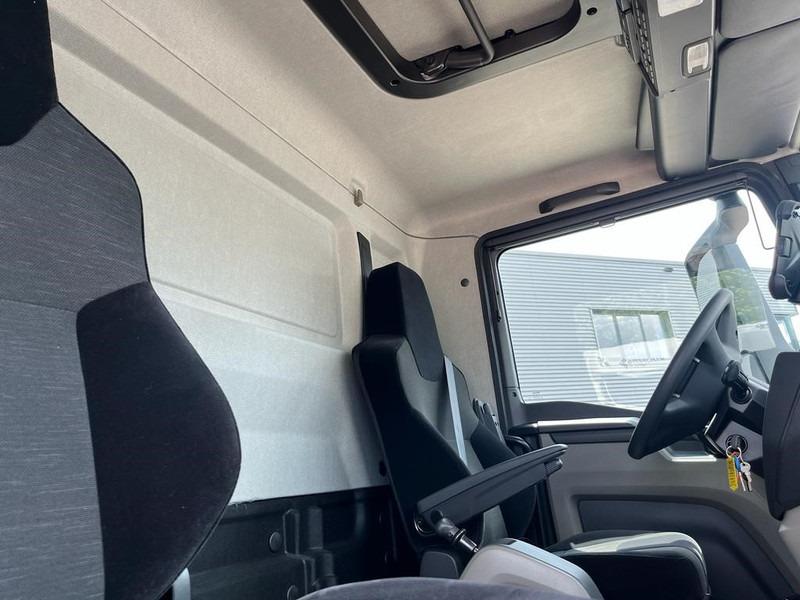 MAN TGM 18.250 / Carrier Koeler -30 gr / Chereau Frigobox / Laadklep / APK 06-26 - Kravas automašīna refrižerators: foto 5 MAN TGM 18.250 / Carrier Koeler -30 gr / Chereau Frigobox / Laadklep / APK 06-26 - Kravas automašīna refrižerators: foto 5