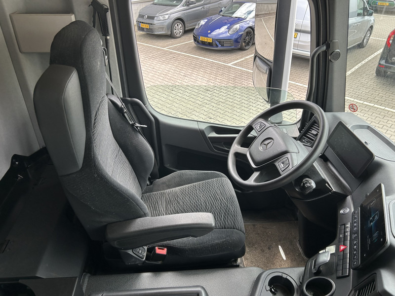 Mercedes-Benz Actros 2124 / Carrier Supra 850 -30 gr / Koeler / Laadklep / APK 03-26 - Kravas automašīna refrižerators: foto 3 Mercedes-Benz Actros 2124 / Carrier Supra 850 -30 gr / Koeler / Laadklep / APK 03-26 - Kravas automašīna refrižerators: foto 3