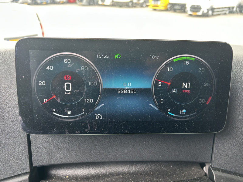 Mercedes-Benz Actros 2124 / Carrier Supra 850 -30 gr / Koeler / Laadklep / APK 03-26 - Kravas automašīna refrižerators: foto 4 Mercedes-Benz Actros 2124 / Carrier Supra 850 -30 gr / Koeler / Laadklep / APK 03-26 - Kravas automašīna refrižerators: foto 4