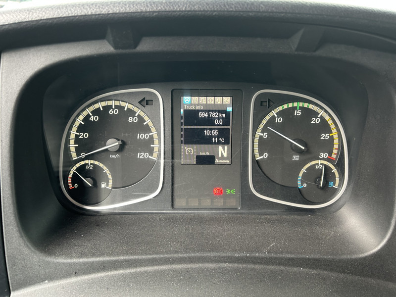 Mercedes-Benz Atego 1018 / 594 dkm / Box 6.3 mtr / Loadlift / APK TUV 04-26 - Kravas automašīna ar slēgto virsbūvi: foto 4 Mercedes-Benz Atego 1018 / 594 dkm / Box 6.3 mtr / Loadlift / APK TUV 04-26 - Kravas automašīna ar slēgto virsbūvi: foto 4