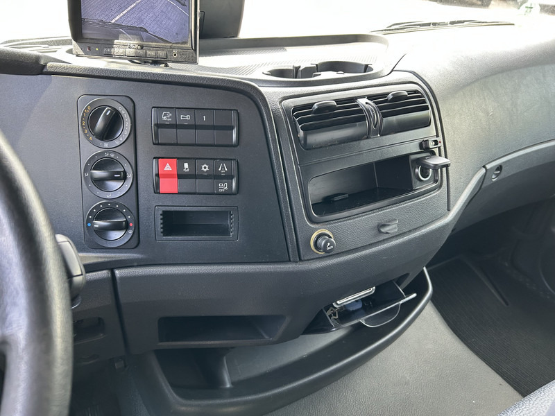 Mercedes-Benz Atego 818 / 8 Ton / 676 dkm / Box / Laadklep / APK TUV 03-26 - Kravas automašīna ar slēgto virsbūvi: foto 5 Mercedes-Benz Atego 818 / 8 Ton / 676 dkm / Box / Laadklep / APK TUV 03-26 - Kravas automašīna ar slēgto virsbūvi: foto 5