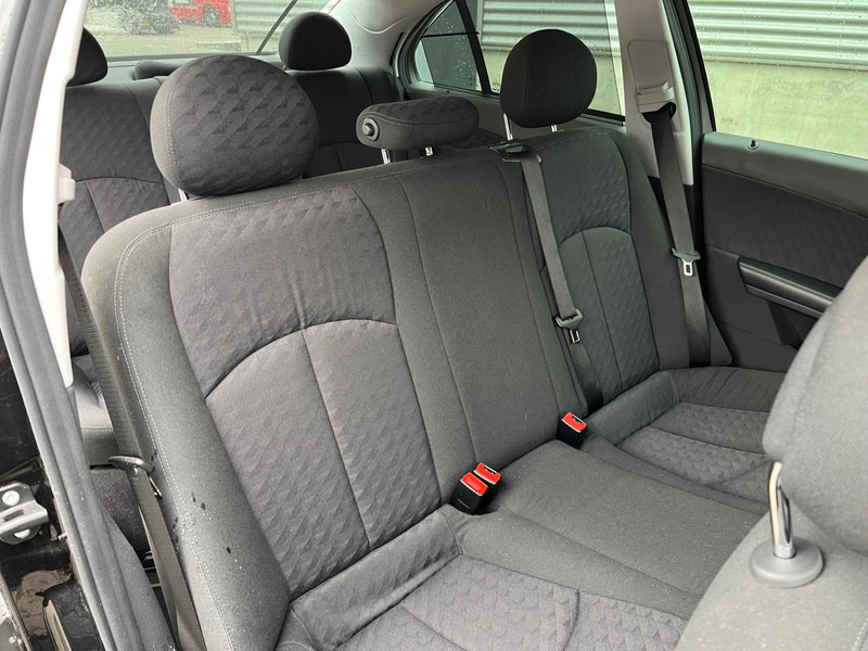 Mercedes-Benz E-Klasse / Limousine / 240 Avantgarde / 4-Matic / 8-pers / APK/TUV 09-2026 / - Sedans: foto 5 Mercedes-Benz E-Klasse / Limousine / 240 Avantgarde / 4-Matic / 8-pers / APK/TUV 09-2026 / - Sedans: foto 5