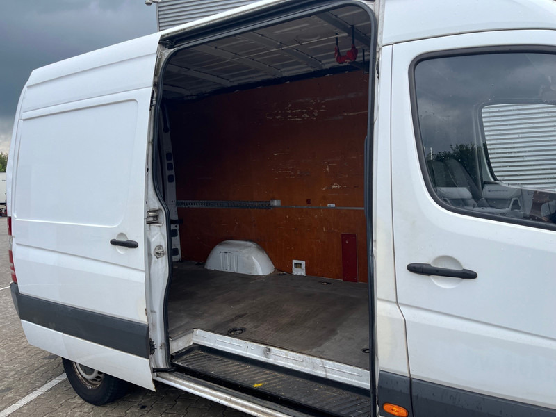 Mercedes-Benz Sprinter 316 / CNG / 1.8 NGT GAS Powered / 146 dkm L3 H2 / NL Van - Kravas mikroautobuss: foto 3 Mercedes-Benz Sprinter 316 / CNG / 1.8 NGT GAS Powered / 146 dkm L3 H2 / NL Van - Kravas mikroautobuss: foto 3