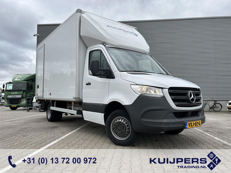 Mercedes-Benz Sprinter 515 1.9 CDI / 126 dkm / Box 4.4 mtr / Laadklep / APK 07-26 - Furgons ar slēgtā virsbūve: foto 1 Mercedes-Benz Sprinter 515 1.9 CDI / 126 dkm / Box 4.4 mtr / Laadklep / APK 07-26 - Furgons ar slēgtā virsbūve: foto 1