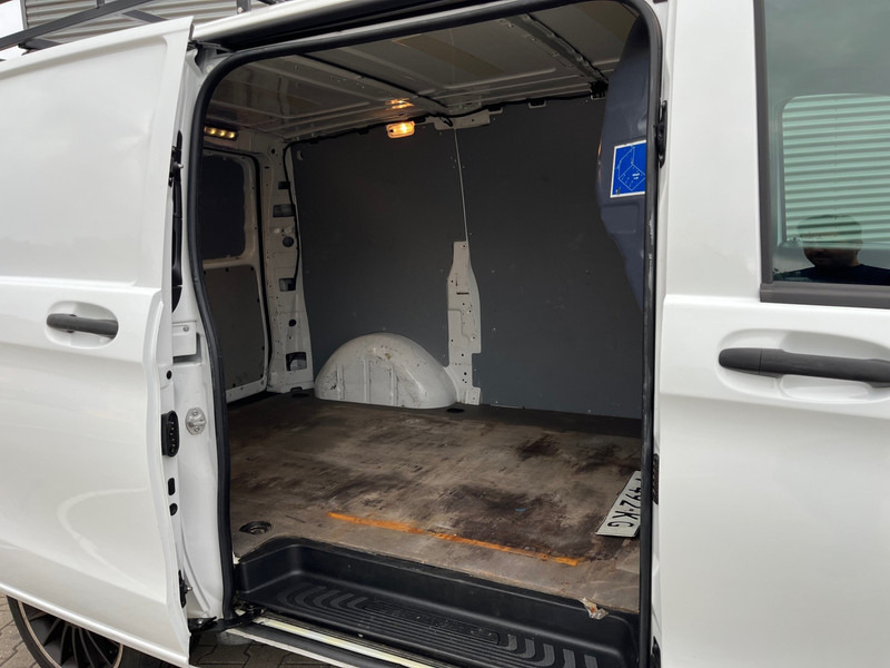 Mercedes-Benz Vito 111 CDI Lang / Business Professional Plus / / Imperial / Towbar / APK-TUV 11-25 - Mazs furgons: foto 4 Mercedes-Benz Vito 111 CDI Lang / Business Professional Plus / / Imperial / Towbar / APK-TUV 11-25 - Mazs furgons: foto 4