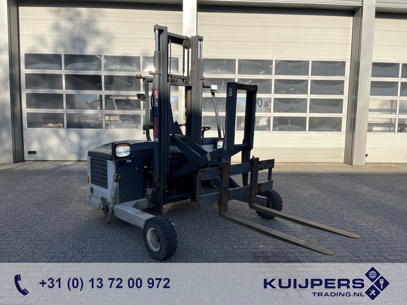 Dīzeļiekrāvējs Moffett M4 20.1 / 547 Hours / 2020 / Schaarlift / Kooiaap / Meeneem heftruck: foto 1