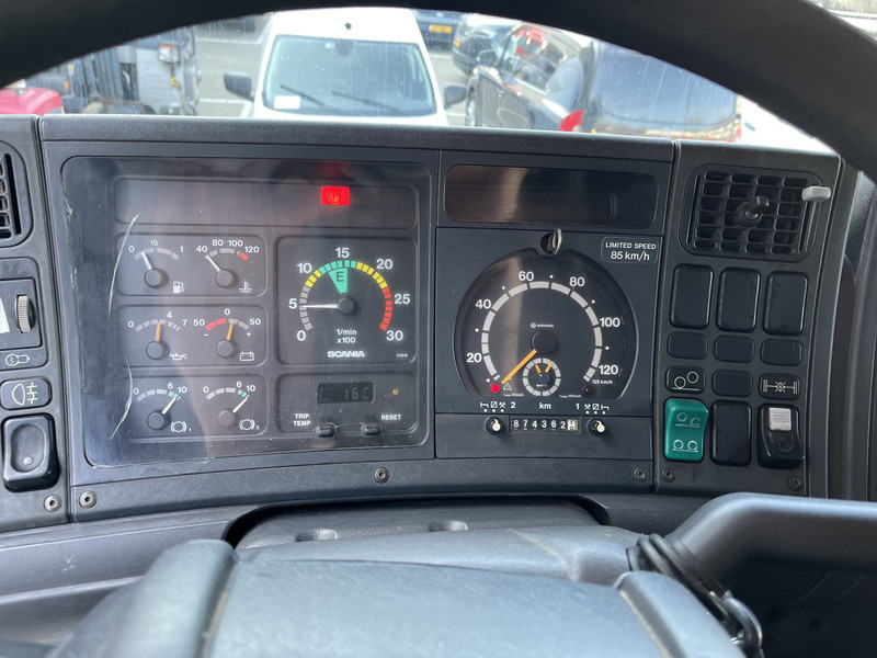 Scania R 144G V8 460 6x2 Boogie / 874 dkm / Blad - Blad / Hook Lift / NL Truck - Pacēlājs ar āķi: foto 4 Scania R 144G V8 460 6x2 Boogie / 874 dkm / Blad - Blad / Hook Lift / NL Truck - Pacēlājs ar āķi: foto 4
