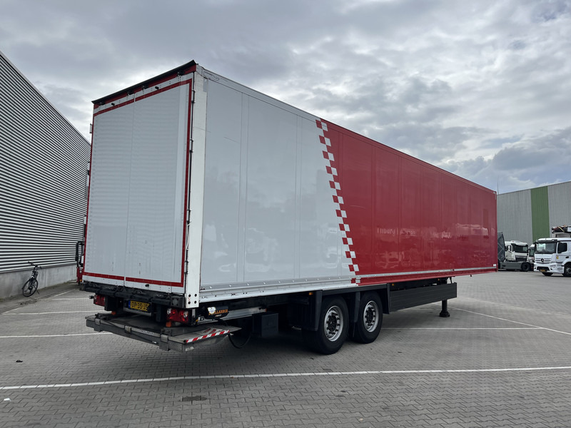 Schmitz Cargobull SCB S2 / Box Trailer / 2 axle / Loadlift / APK TUV 04-26 - Puspiekabe slēgtā virsbūve: foto 2 Schmitz Cargobull SCB S2 / Box Trailer / 2 axle / Loadlift / APK TUV 04-26 - Puspiekabe slēgtā virsbūve: foto 2