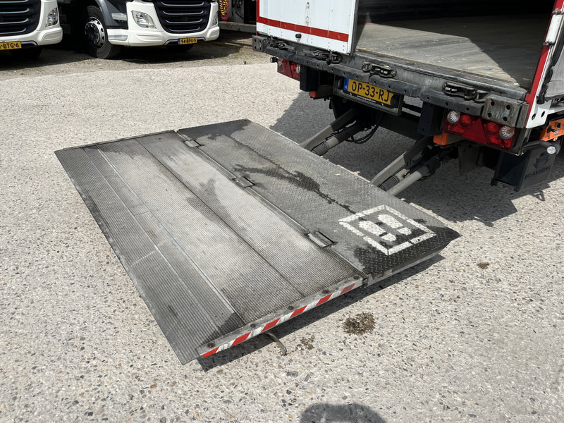 Schmitz Cargobull SCB S2 / Box Trailer / Loadlift / APK TUV 06-25 - Puspiekabe zema profila platforma: foto 5 Schmitz Cargobull SCB S2 / Box Trailer / Loadlift / APK TUV 06-25 - Puspiekabe zema profila platforma: foto 5