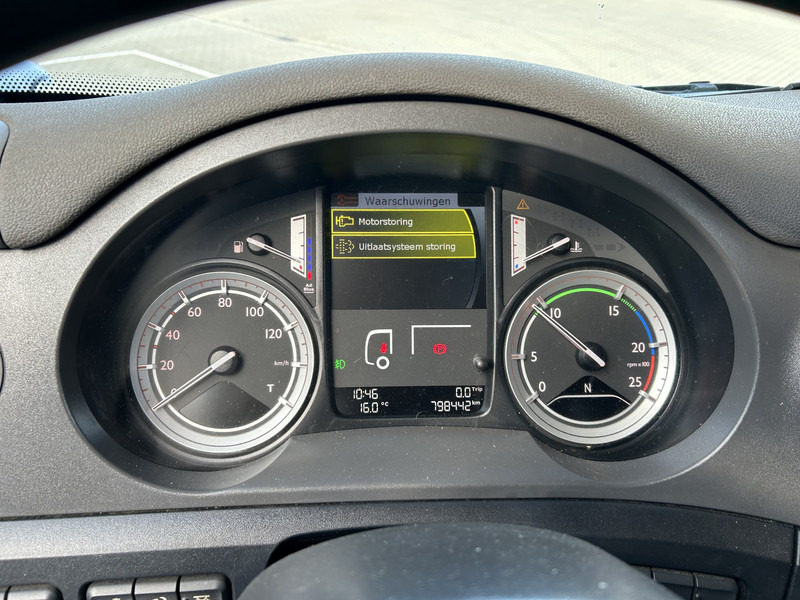 DAF CF 400 FT Space Cab / 798 dkm / NL Truck / APK TUV 07-26 - Vilcējs: foto 4 DAF CF 400 FT Space Cab / 798 dkm / NL Truck / APK TUV 07-26 - Vilcējs: foto 4