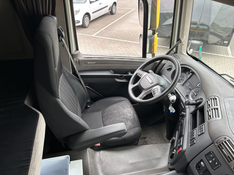 DAF CF 410 FT Space Cab / 915 dkm / New Tacho V2 / APK TUV 03-26 - Vilcējs: foto 3 DAF CF 410 FT Space Cab / 915 dkm / New Tacho V2 / APK TUV 03-26 - Vilcējs: foto 3