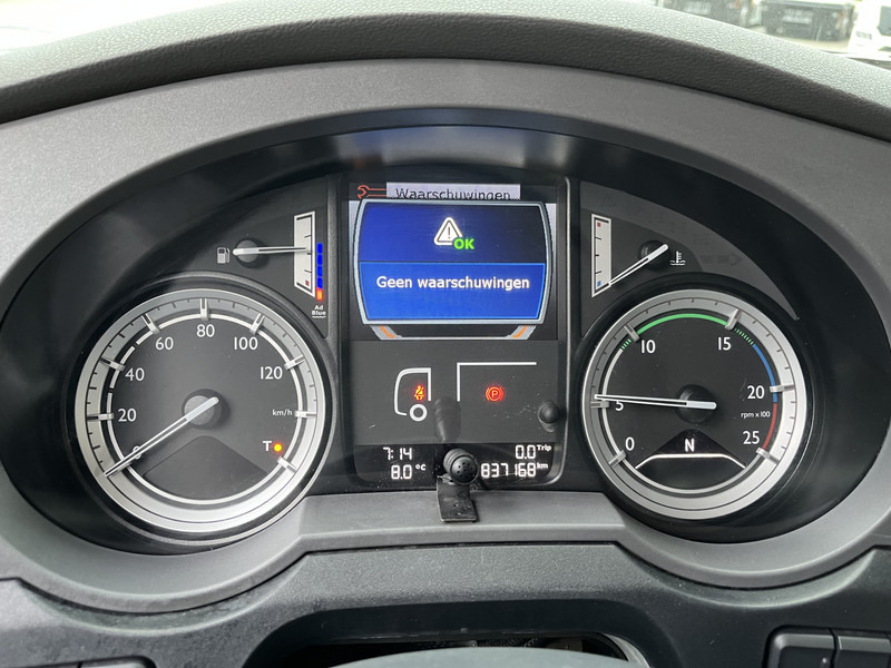 DAF XF 440 FT SC / Mega - Low Deck / 837 dkm / 2 Tanks / Stand Klima / Tacho V2 - Vilcējs: foto 4 DAF XF 440 FT SC / Mega - Low Deck / 837 dkm / 2 Tanks / Stand Klima / Tacho V2 - Vilcējs: foto 4