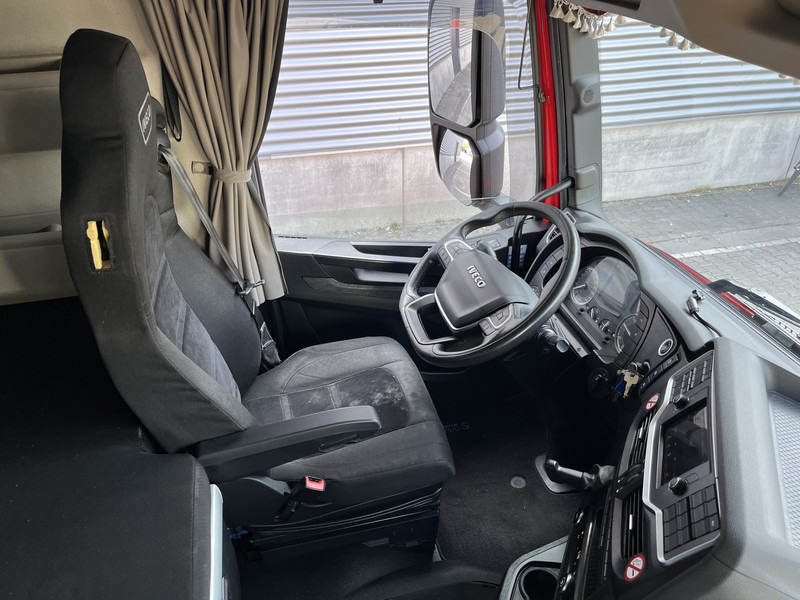 Iveco S-Way AT 420 / Full LED / 569 dkm / 2 Tanks / 2 Fridge / APK TUV 03-26 - Vilcējs: foto 3 Iveco S-Way AT 420 / Full LED / 569 dkm / 2 Tanks / 2 Fridge / APK TUV 03-26 - Vilcējs: foto 3