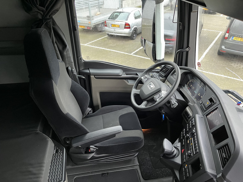 MAN TGX 18.510 GX / 2 Tanks / Full LED / APK TUV 02-26 - Vilcējs: foto 3 MAN TGX 18.510 GX / 2 Tanks / Full LED / APK TUV 02-26 - Vilcējs: foto 3