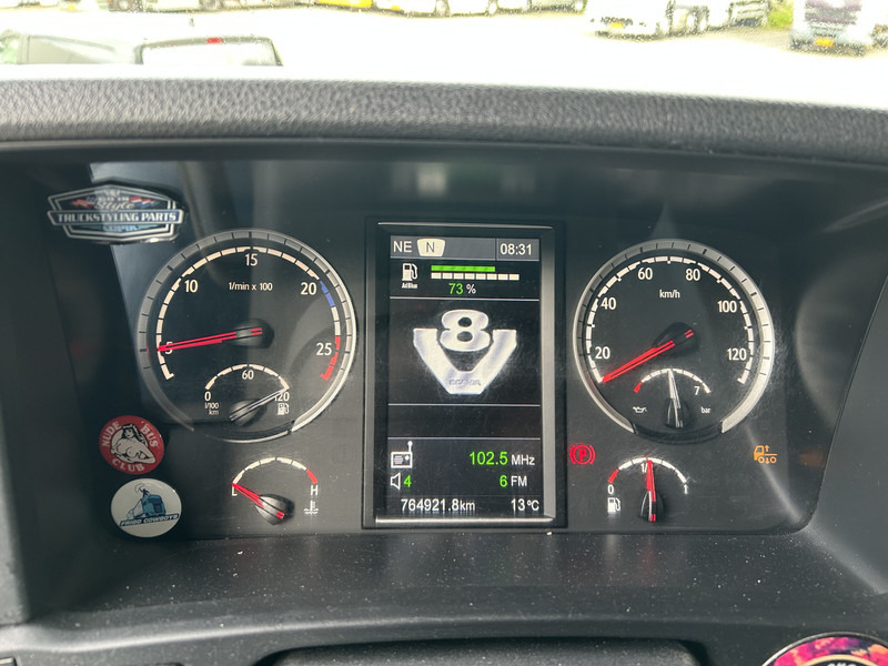 Scania R520 V8 / Showtruck / Buffl Special Interior / Vol Lucht / Retarder - Vilcējs: foto 4 Scania R520 V8 / Showtruck / Buffl Special Interior / Vol Lucht / Retarder - Vilcējs: foto 4