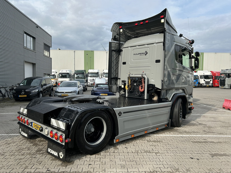 Scania R520 V8 / Showtruck / Buffl Special Interior / Vol Lucht / Retarder - Vilcējs: foto 2 Scania R520 V8 / Showtruck / Buffl Special Interior / Vol Lucht / Retarder - Vilcējs: foto 2