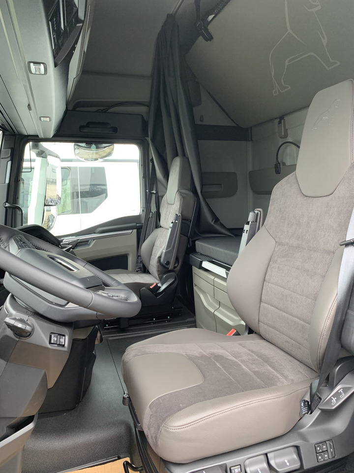 Vilcējs MAN TGX 28.520 6×2-2 Dragbil: foto 6