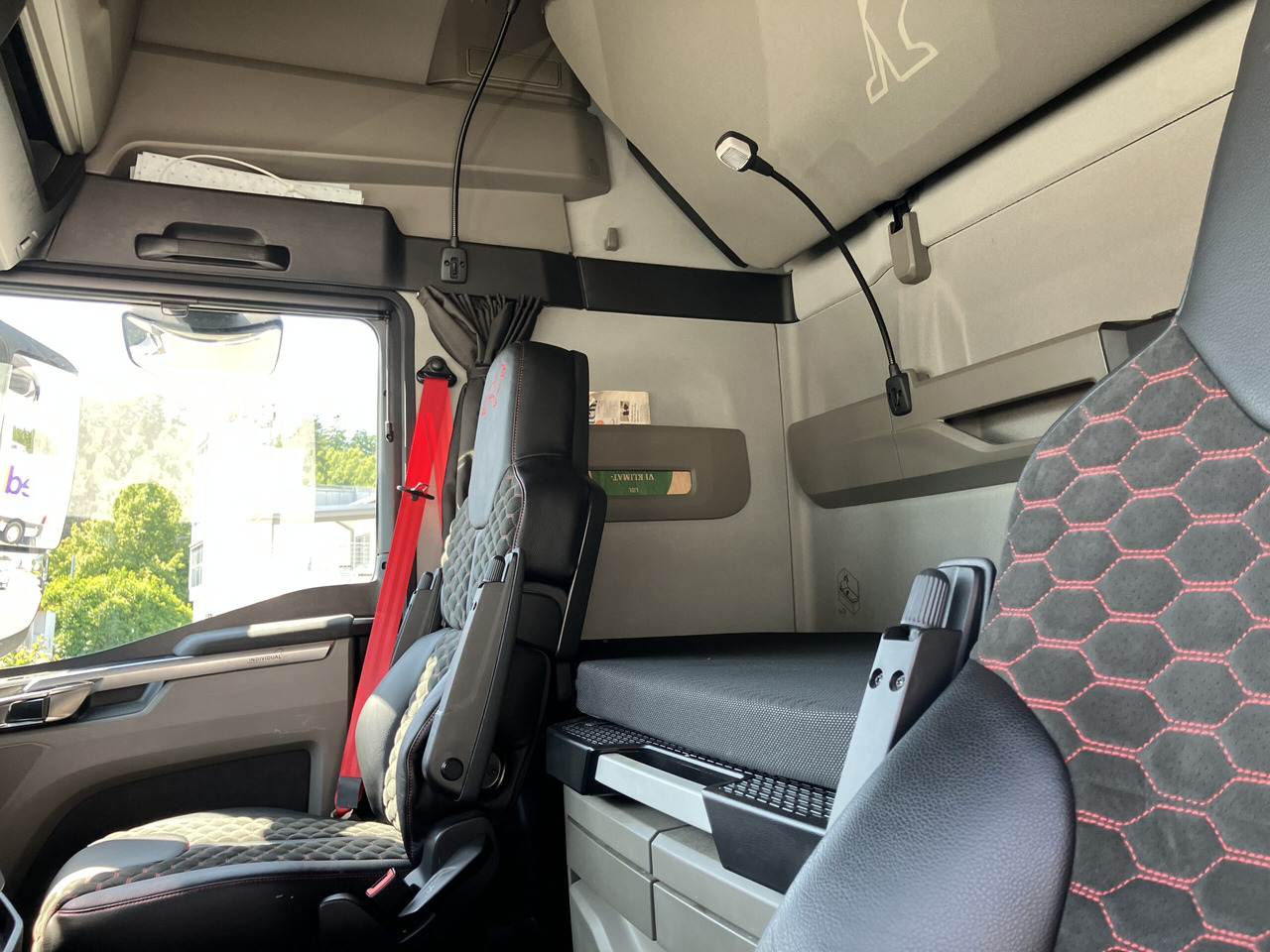 TGX 28.470 6X2 Individual - Vilcējs: foto 5 TGX 28.470 6X2 Individual - Vilcējs: foto 5