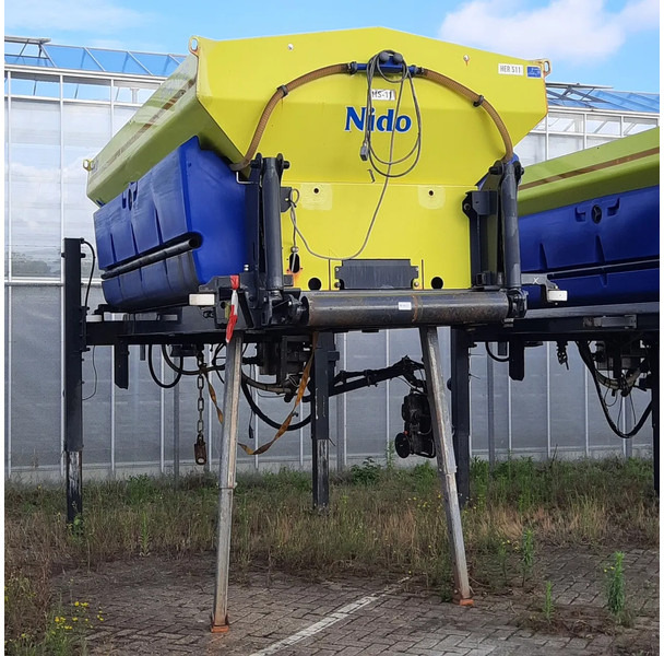 NIDO Stratos B70-42 PCLN-700 - Sāls un smilts kaisītājs: foto 3 NIDO Stratos B70-42 PCLN-700 - Sāls un smilts kaisītājs: foto 3