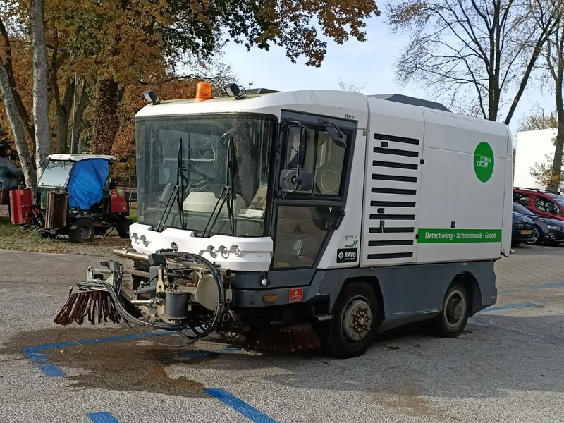 Ravo 540 - Ielu tīrīšanas mašīna: foto 1 Ravo 540 - Ielu tīrīšanas mašīna: foto 1