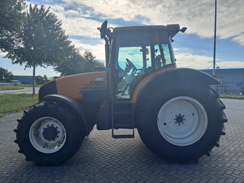 Renault ARES 640 RZ ARES 640 RZ - Traktors: foto 2 Renault ARES 640 RZ ARES 640 RZ - Traktors: foto 2