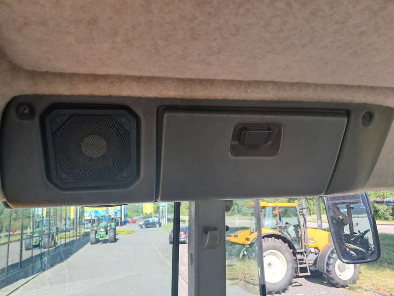Renault ARES 640 RZ ARES 640 RZ - Traktors: foto 4 Renault ARES 640 RZ ARES 640 RZ - Traktors: foto 4