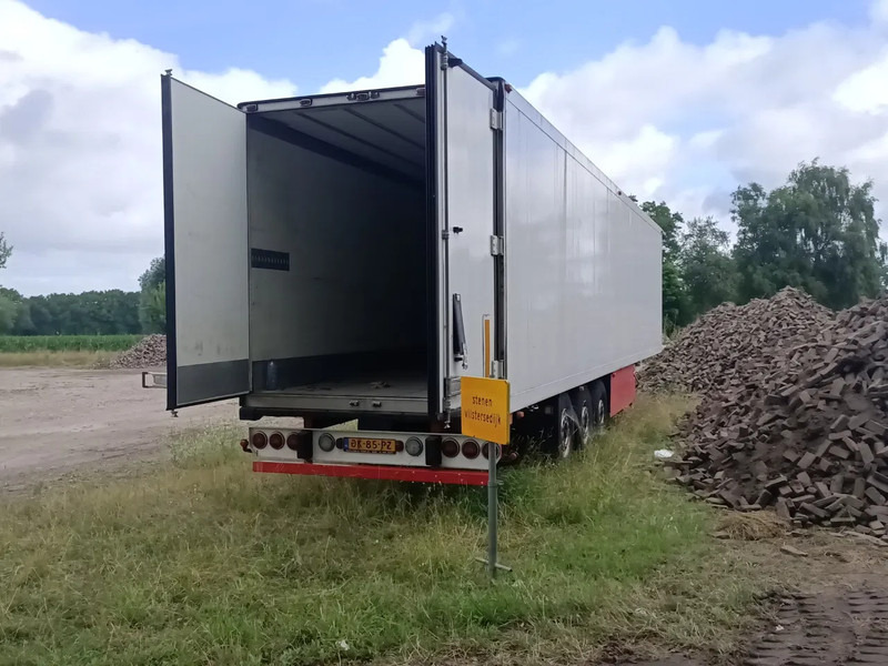 Schmitz Cargobull SKO 24 Thermo King SL-200e - Piekabe refrižerators: foto 2 Schmitz Cargobull SKO 24 Thermo King SL-200e - Piekabe refrižerators: foto 2
