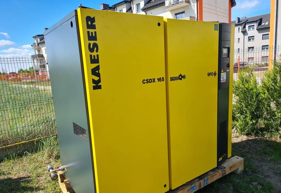 KOMPRESOR ŚRUBOWY KAESER CSDX165 SFC 90Kw, 2012r - Gaisa kompresors: foto 1 KOMPRESOR ŚRUBOWY KAESER CSDX165 SFC 90Kw, 2012r - Gaisa kompresors: foto 1