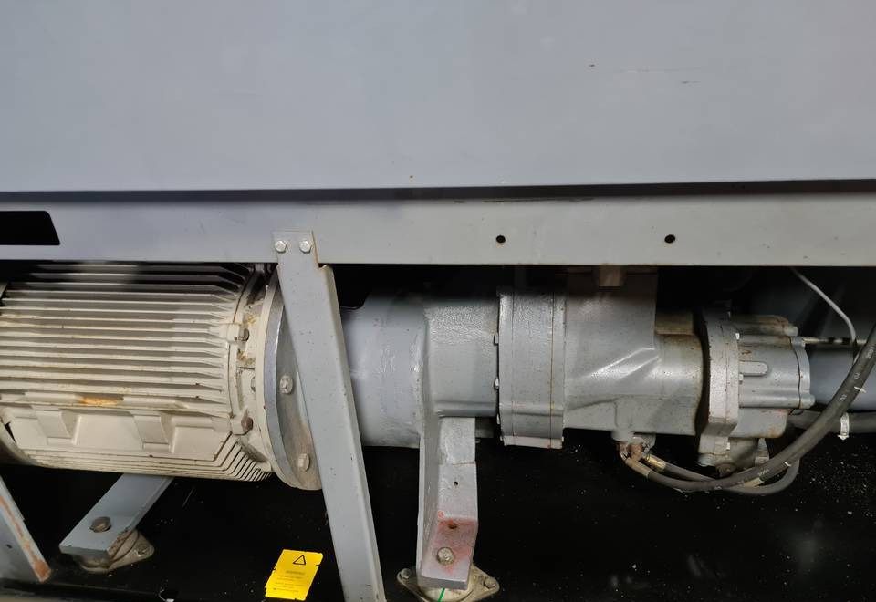 Kompresor śrubowy ATLAS COPCO GA 45 - Gaisa kompresors: foto 5 Kompresor śrubowy ATLAS COPCO GA 45 - Gaisa kompresors: foto 5