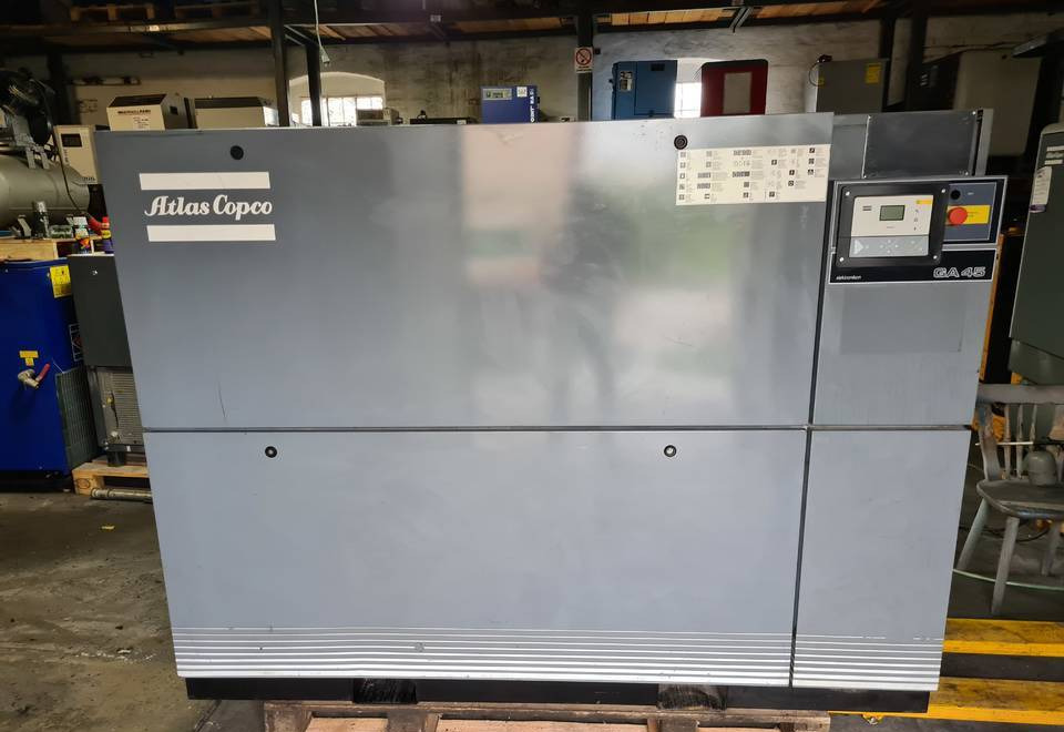 Kompresor śrubowy ATLAS COPCO GA 45 - Gaisa kompresors: foto 4 Kompresor śrubowy ATLAS COPCO GA 45 - Gaisa kompresors: foto 4
