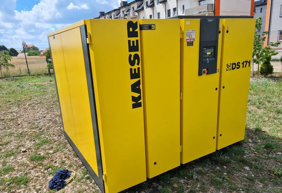 Kompresor śrubowy KAESER DS 171 90 kw - Gaisa kompresors: foto 3 Kompresor śrubowy KAESER DS 171 90 kw - Gaisa kompresors: foto 3