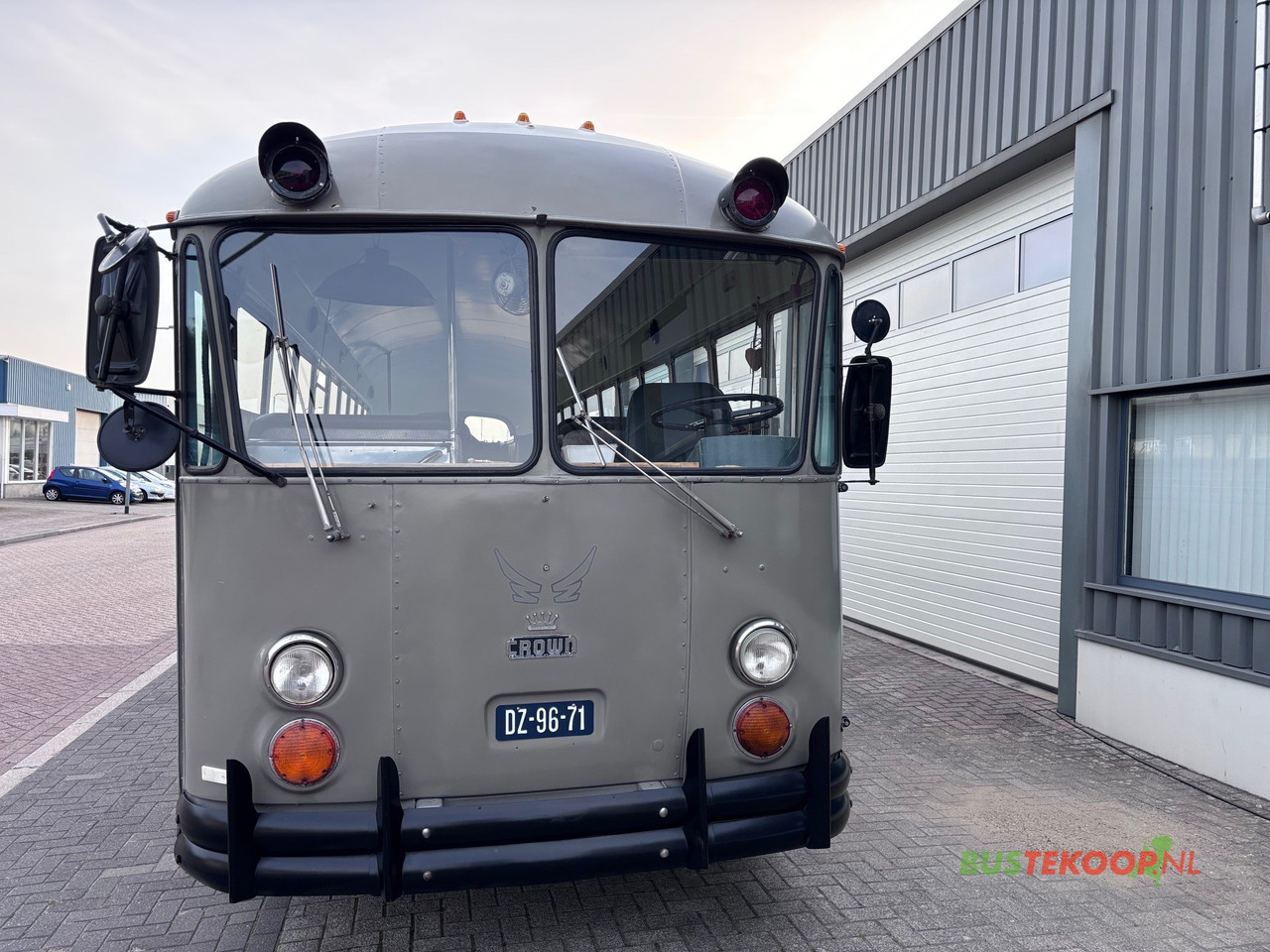 CROWN Oldtimer / Jurybus / Camper 1969 - Autobuss: foto 2 CROWN Oldtimer / Jurybus / Camper 1969 - Autobuss: foto 2