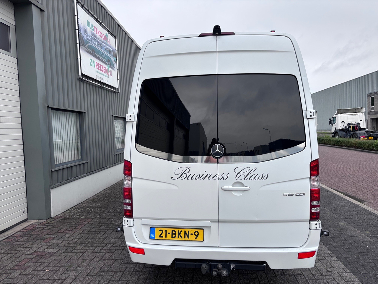 Mercedes Sprinter 519 CDI BUSCONCEPT VIP - Mikroautobuss, Pasažieru furgons: foto 5 Mercedes Sprinter 519 CDI BUSCONCEPT VIP - Mikroautobuss, Pasažieru furgons: foto 5